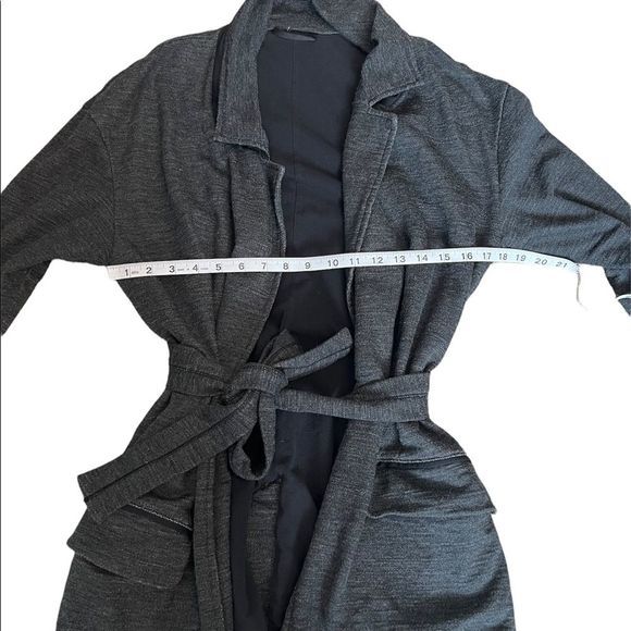 LULULEMON Charcoal Mid Weight Open Jersey Lined Toe Athletic Cardigan 8 - Picture 5 of 8